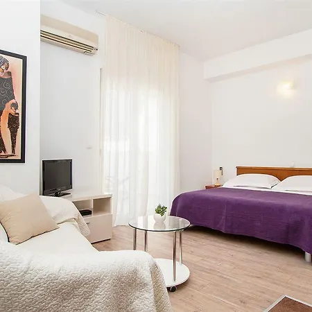 Pinocchio Apartment *