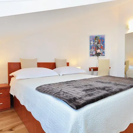Pinocchio Apartment Podstrana